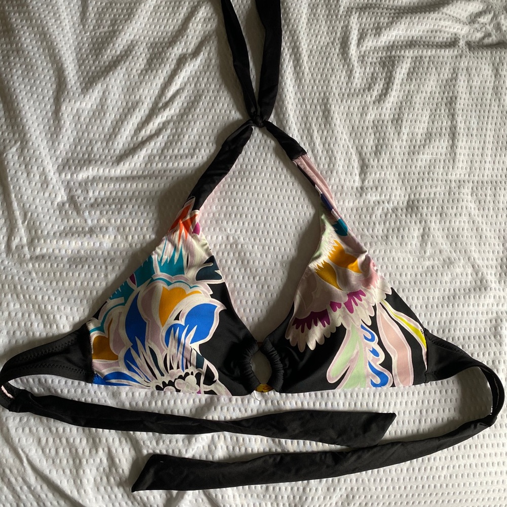 Swim Top Quality women’s Size Small/Medium